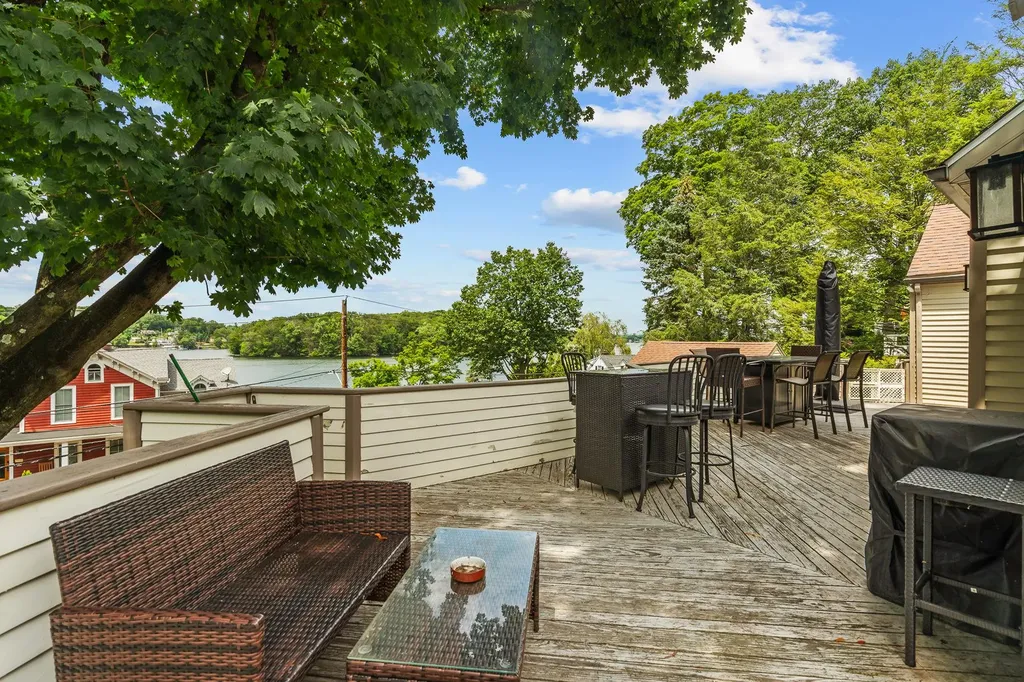 3 Indian Hill Road Mahopac NY 10541