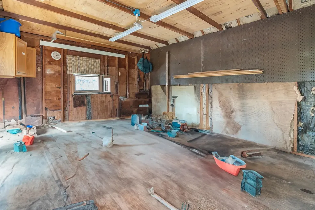 3 Indian Hill Road Mahopac NY 10541
