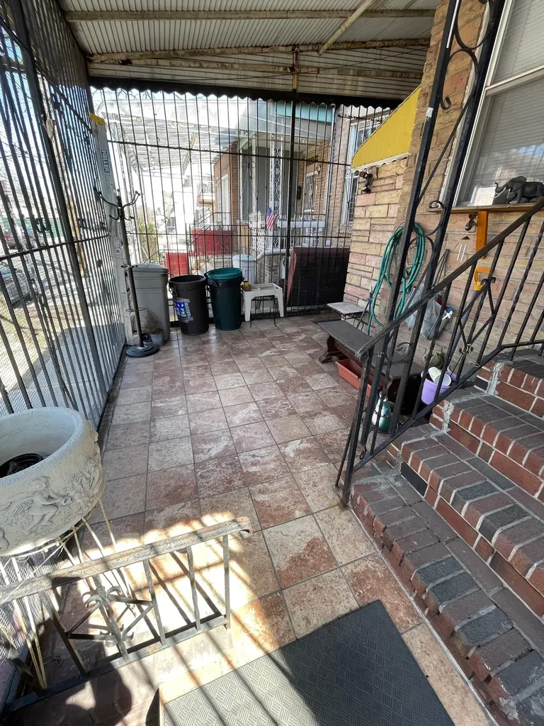 351 Autumn Avenue Brooklyn NY 11208