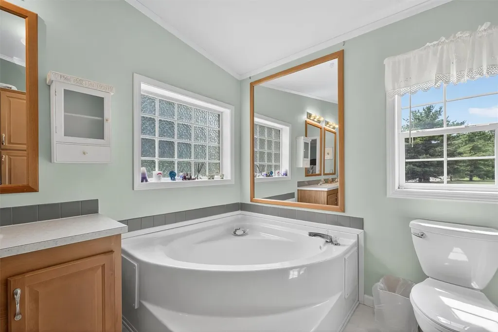 51 Vero Drive Poughkeepsie NY 12603
