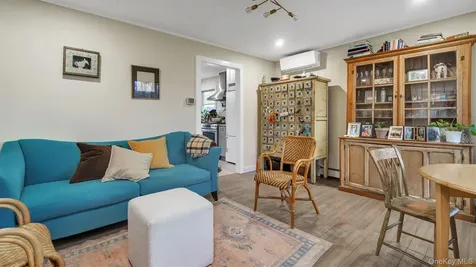 152 158 160 Church Lane Aquebogue NY 11901