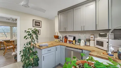 152 158 160 Church Lane Aquebogue NY 11901