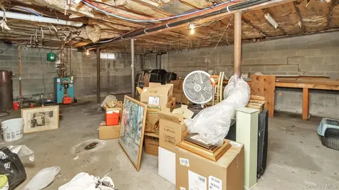 152 158 160 Church Lane Aquebogue NY 11901