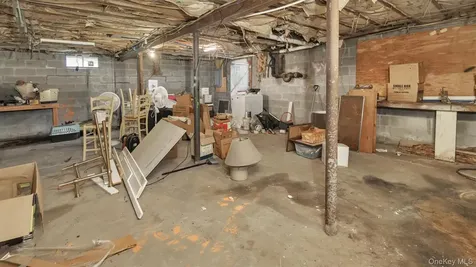 152 158 160 Church Lane Aquebogue NY 11901