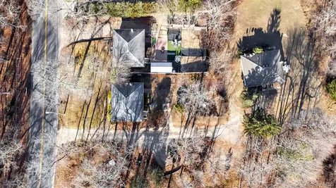 152 158 160 Church Lane Aquebogue NY 11901