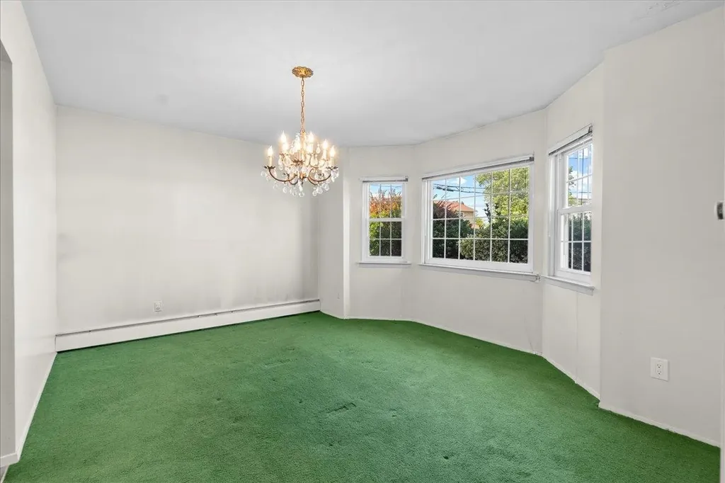3944 Bea Court Oceanside NY 11572