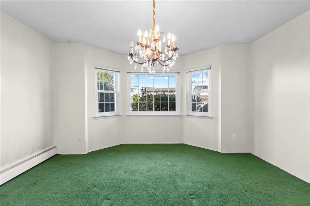 3944 Bea Court Oceanside NY 11572