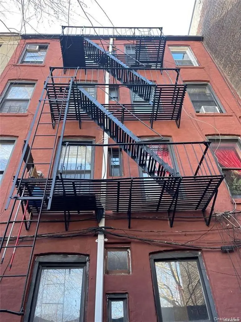 567 Saint Johns Place Brooklyn NY 11238