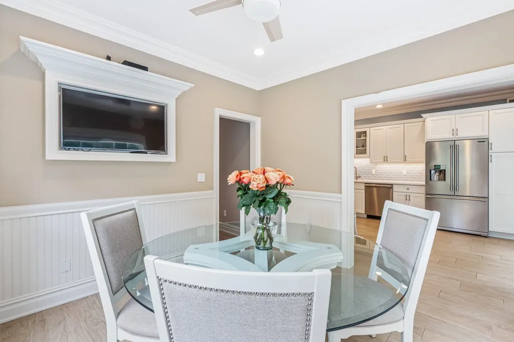 103 Paddington Circle Smithtown NY 11787
