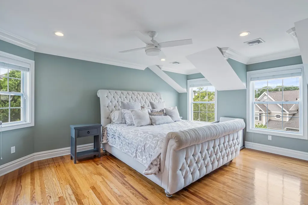 103 Paddington Circle Smithtown NY 11787