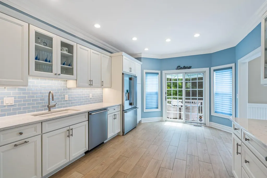 103 Paddington Circle Smithtown NY 11787