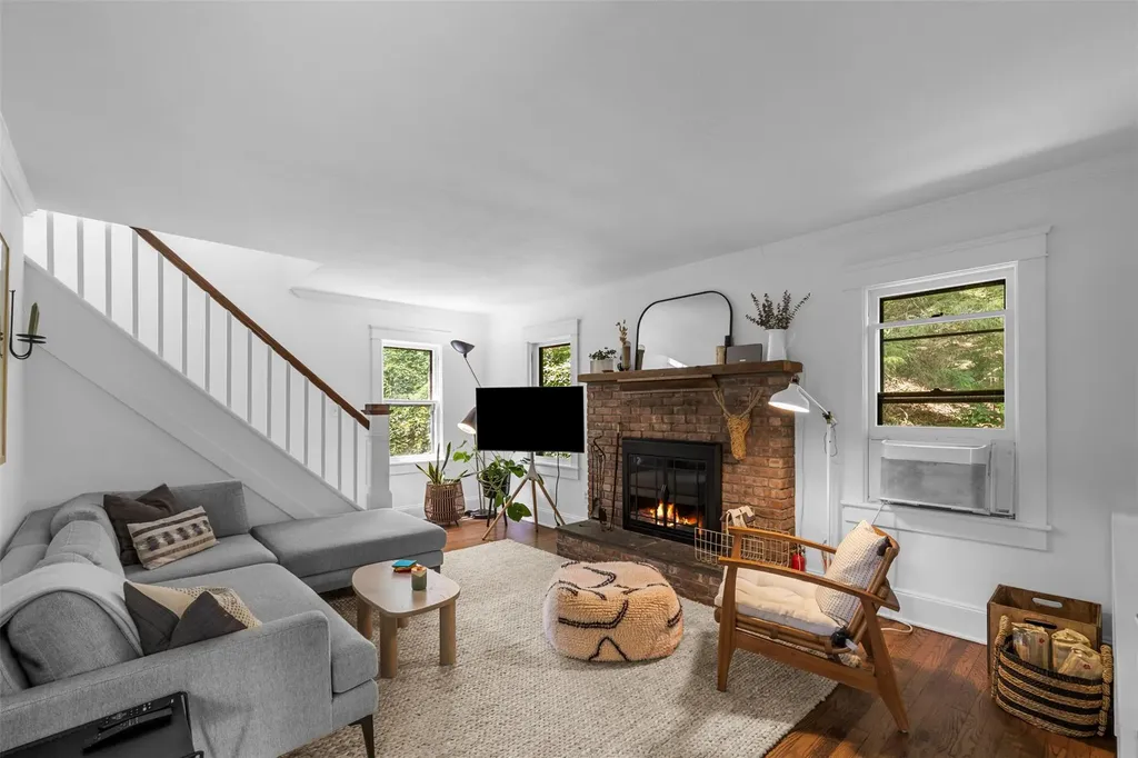 1025 Sawkill Road Kingston NY 12401