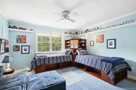 6 Shard Court Katonah NY 10536