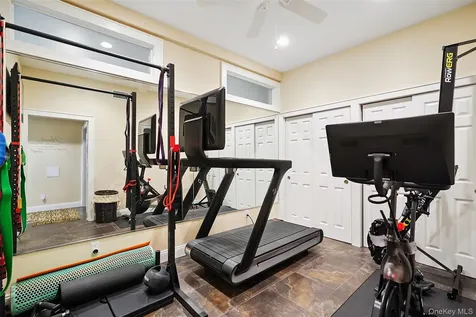6 Shard Court Katonah NY 10536
