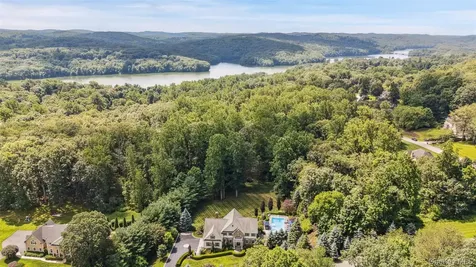 6 Shard Court Katonah NY 10536