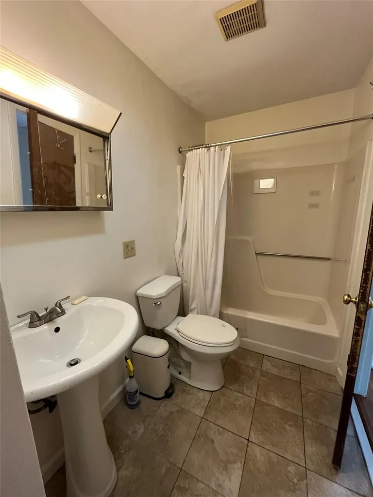24 Hudson Heights Drive Poughkeepsie NY 12601