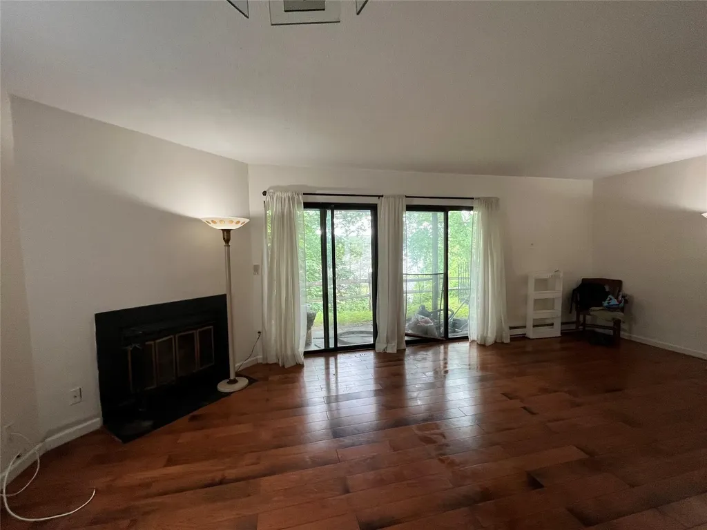 24 Hudson Heights Drive Poughkeepsie NY 12601