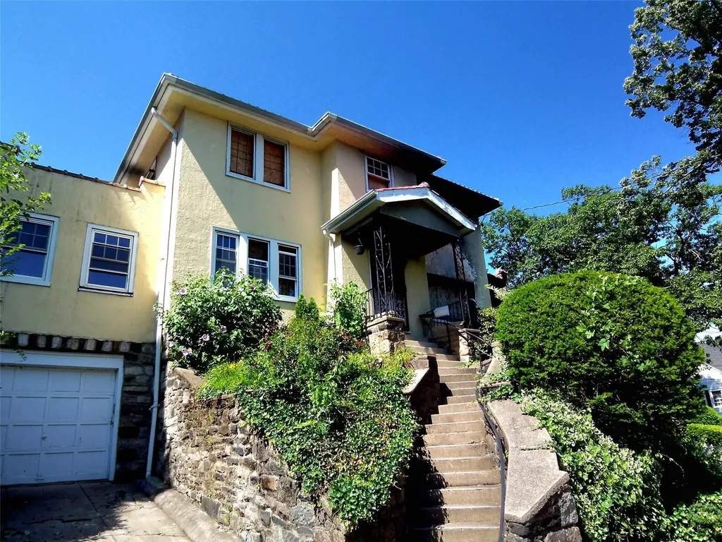 415 E Prospect Avenue Mount Vernon NY 10553
