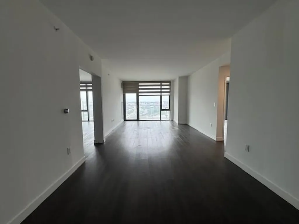 13105 40 Road Flushing NY 11354