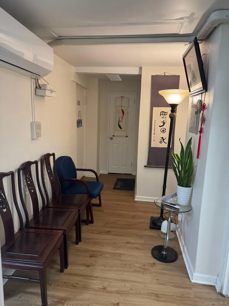 143-45 Sanford Avenue Flushing NY 11355