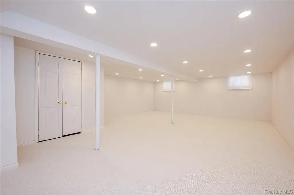 6633 Avenue M Brooklyn NY 11234