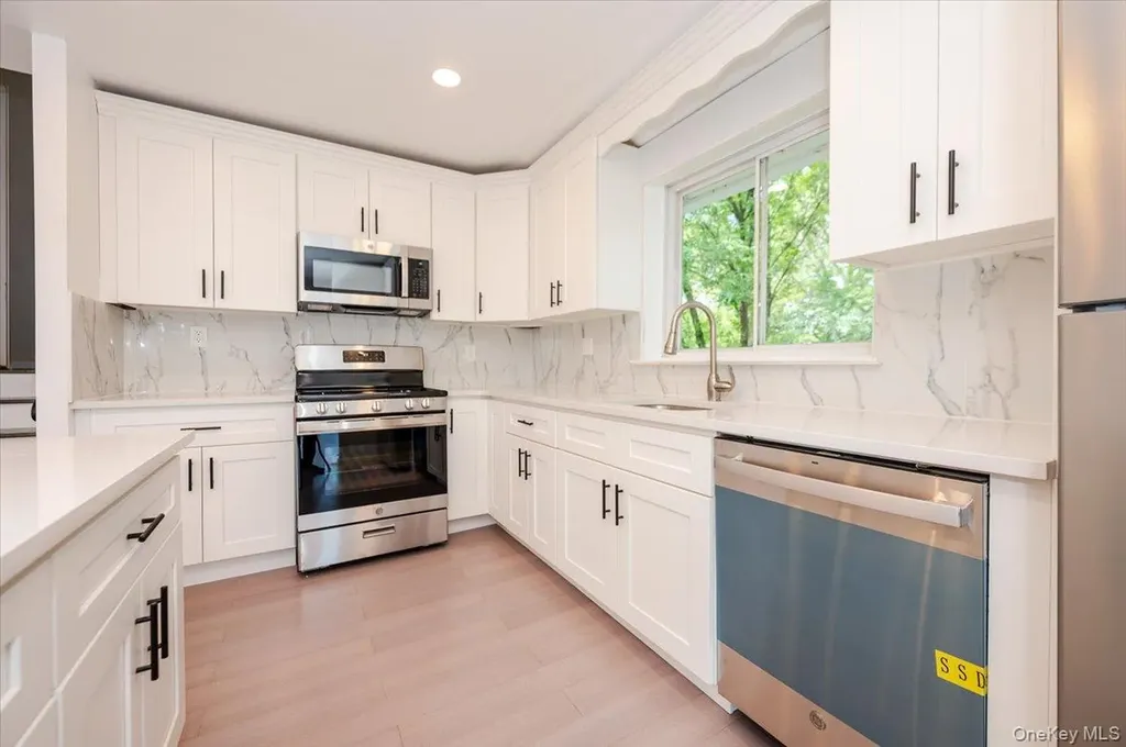 6633 Avenue M Brooklyn NY 11234