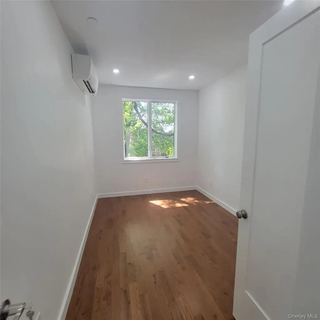 2041 Strauss Street Brooklyn NY 11212