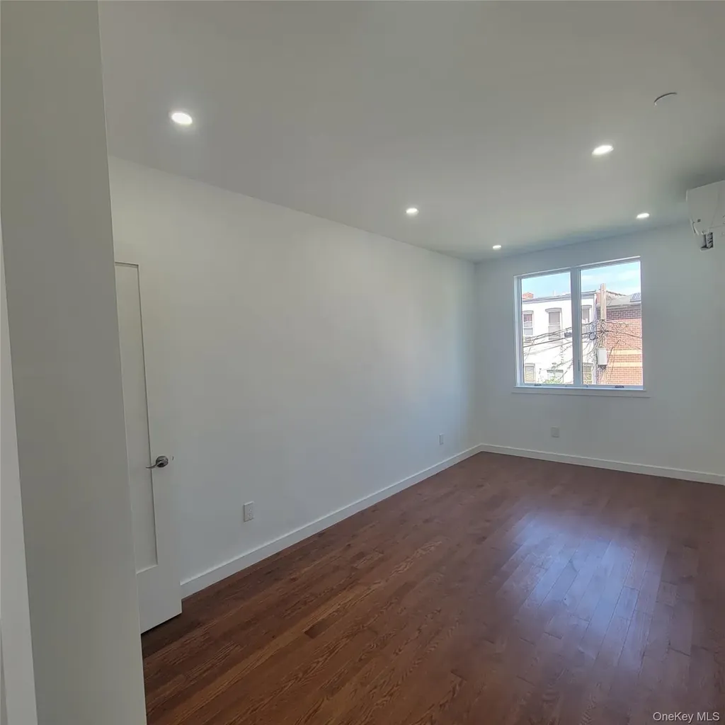 2041 Strauss Street Brooklyn NY 11212