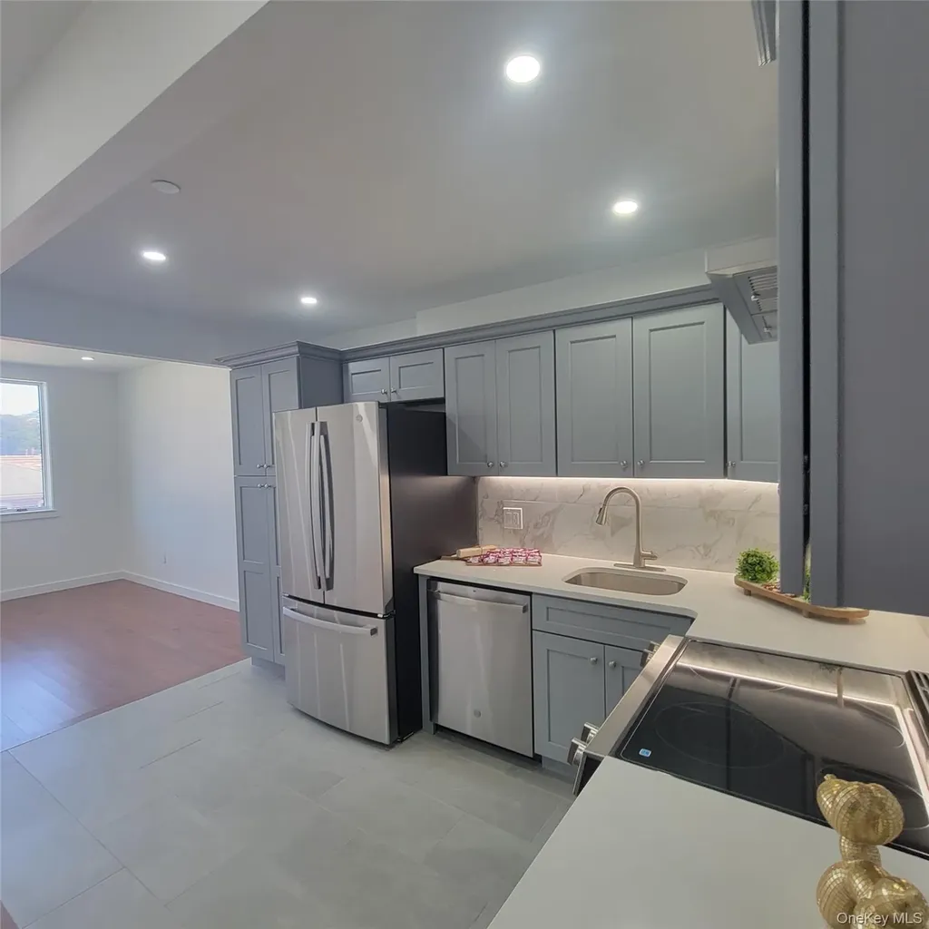 2041 Strauss Street Brooklyn NY 11212
