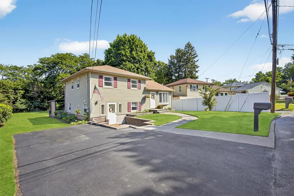 43 Sherman Drive Newburgh NY 12550