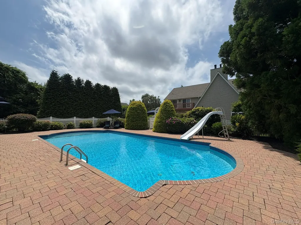 365 Chablis Path Southold NY 11971