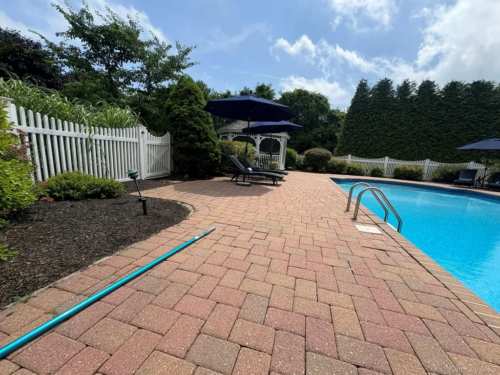 365 Chablis Path Southold NY 11971