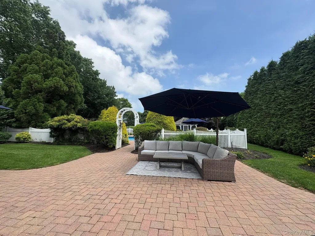 365 Chablis Path Southold NY 11971