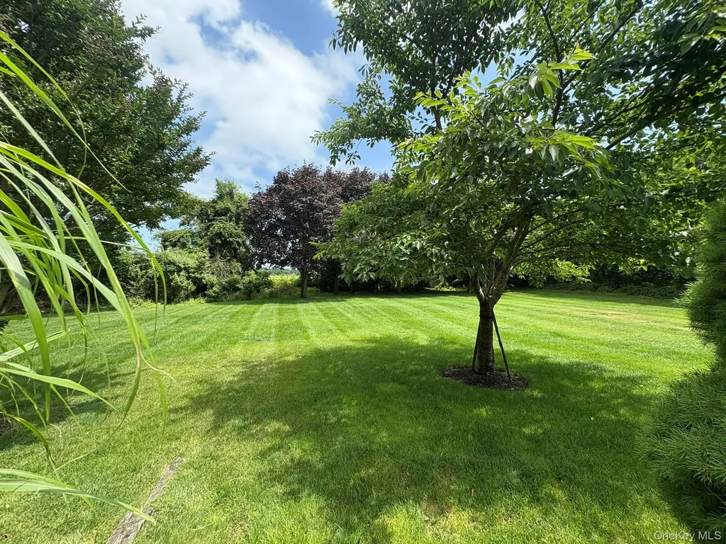 365 Chablis Path Southold NY 11971