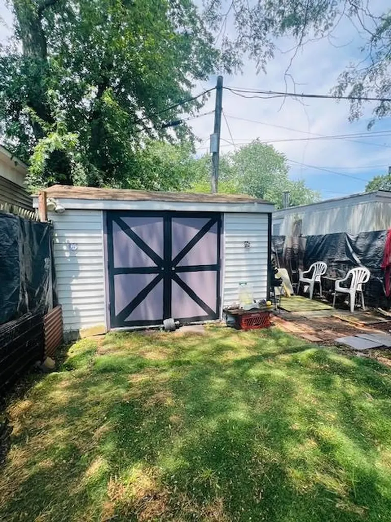 5 Elm Avenue Bay Shore NY 11706