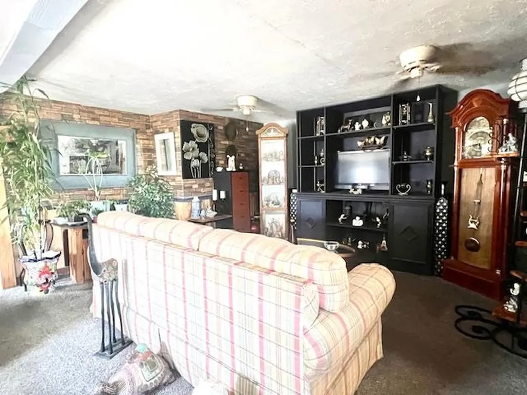 5 Elm Avenue Bay Shore NY 11706