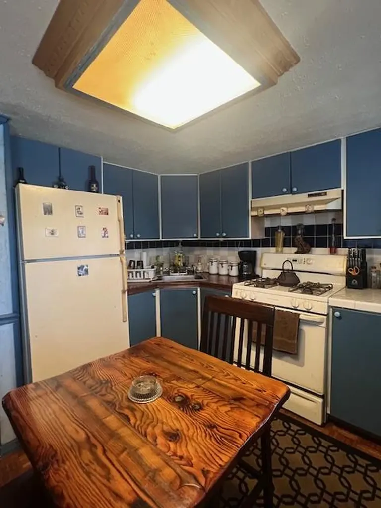 5 Elm Avenue Bay Shore NY 11706