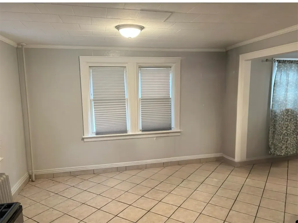 57 Bulwer Place Brooklyn NY 11207