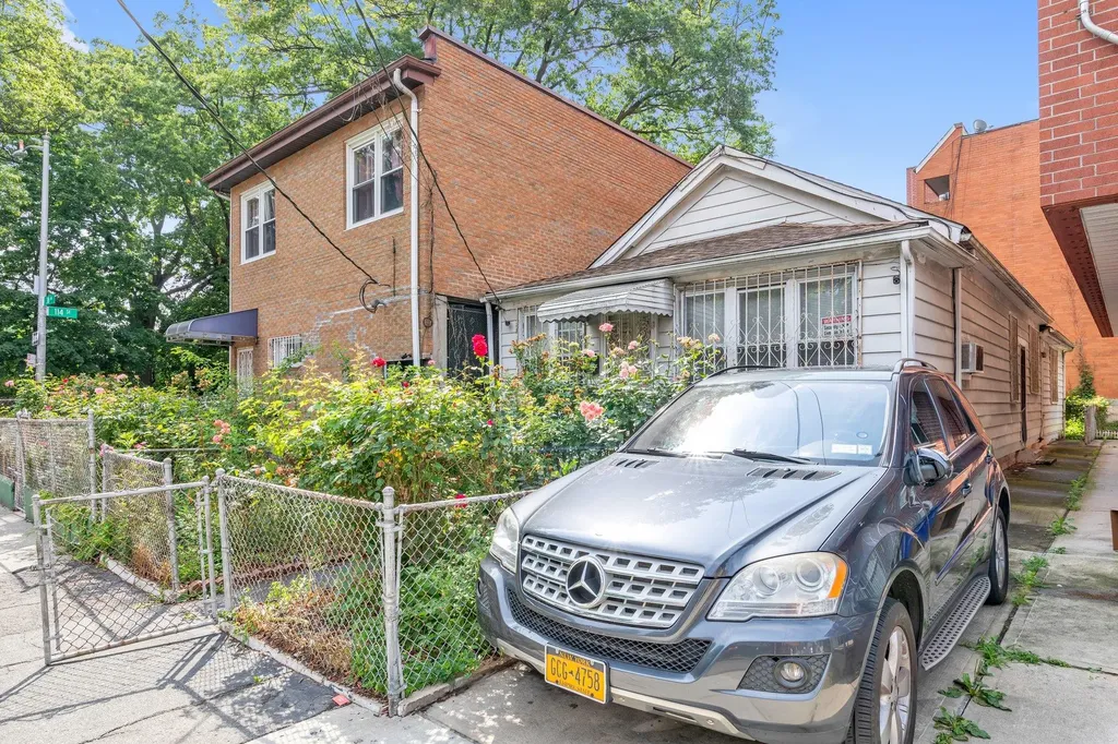 112-50 38th Avenue Corona NY 11368