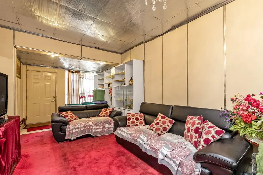 112-50 38th Avenue Corona NY 11368