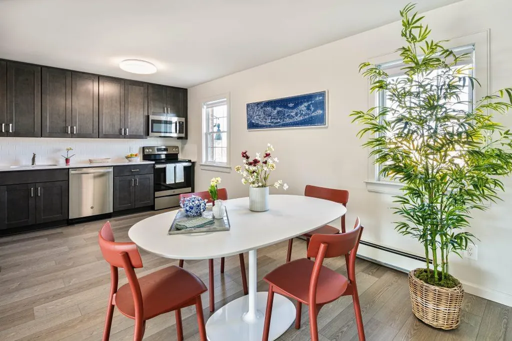 302 Captains Drive West Babylon NY 11704