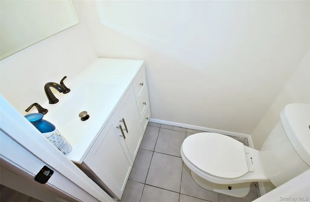 675 Hawkins Road E Coram NY 11727