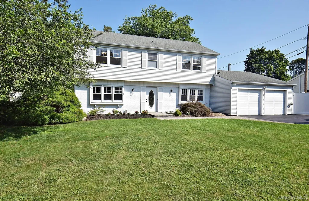 675 Hawkins Road E Coram NY 11727