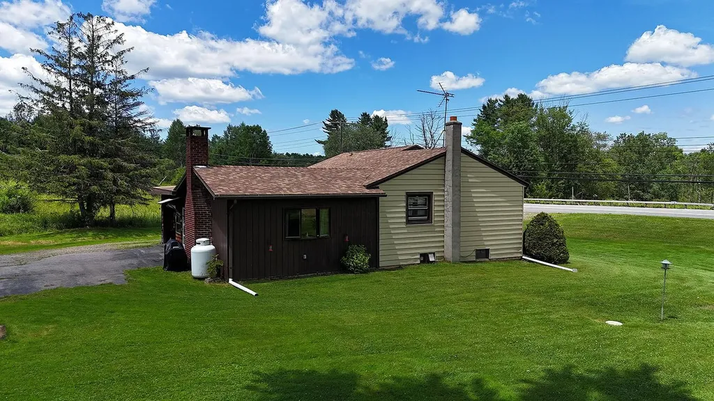 3027 State Route 17b Cochecton NY 12726