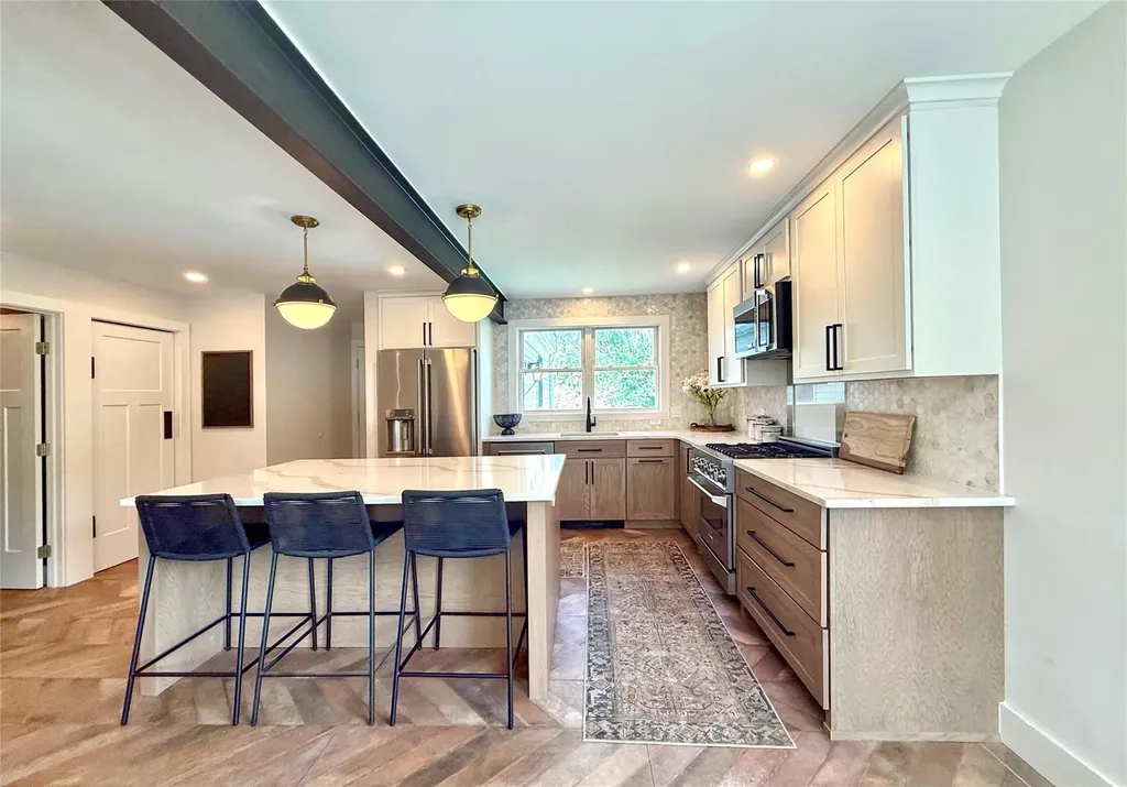 4 High Point Drive Poughkeepsie NY 12603