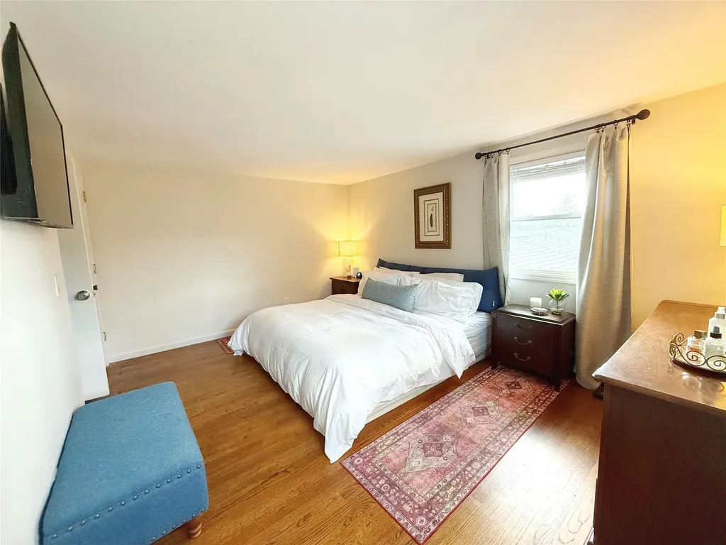 4 High Point Drive Poughkeepsie NY 12603