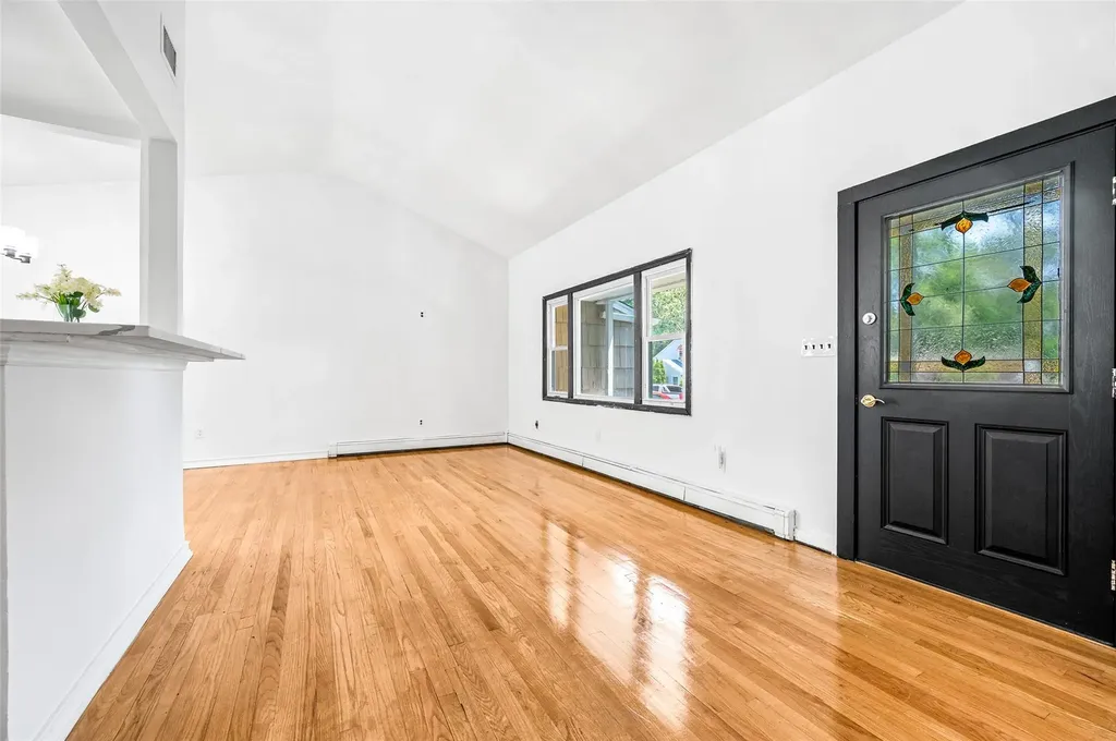 65 Hampton Avenue Mastic NY 11950