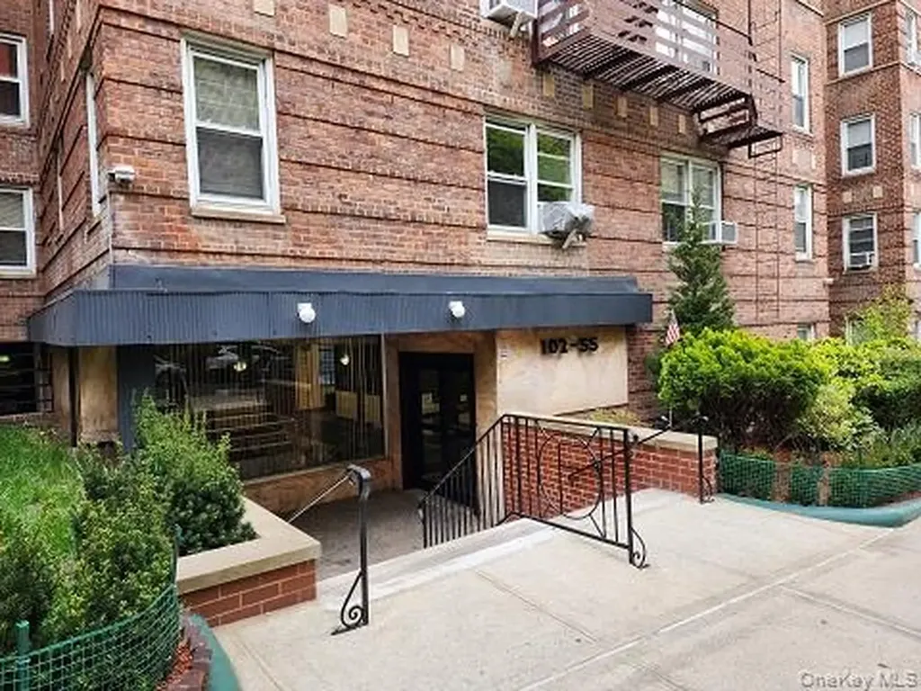 102-55 67 Drive Forest Hills NY 11375