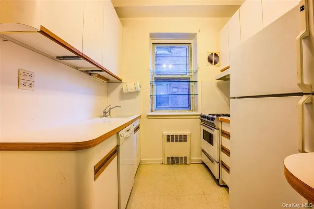 102-55 67 Drive Forest Hills NY 11375
