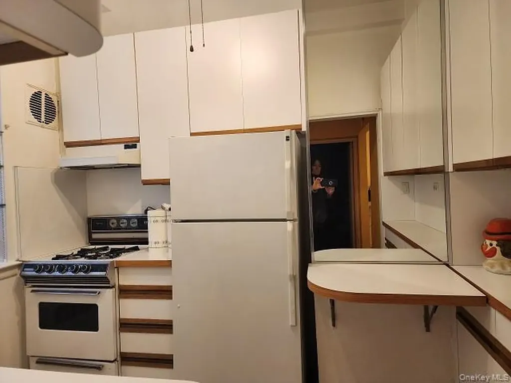 102-55 67 Drive Forest Hills NY 11375